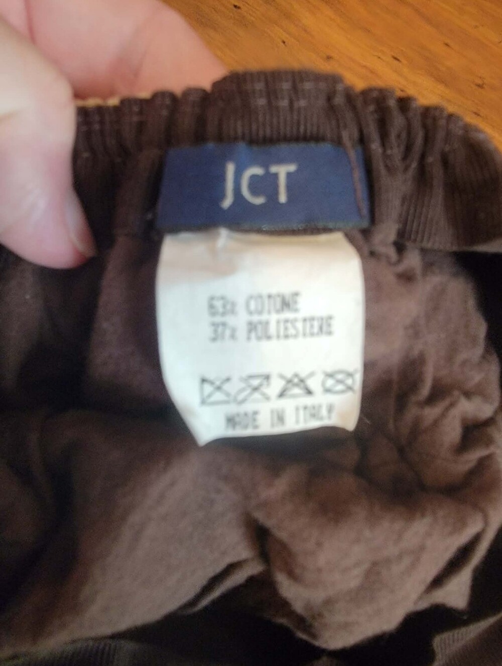 Vintage Look JCT Corduroy Patchwork Newsboy Cap w/Yarn Pom Pom - Picture 6 of 15